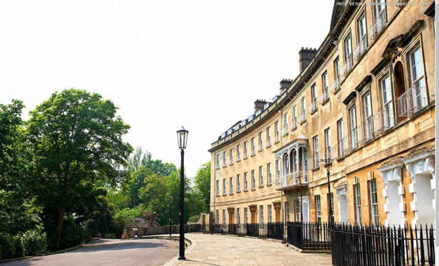 Luxury homes in Somerset Place, Bath